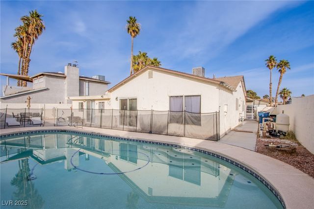 5399 Surrey Street, Las Vegas, NV 89119