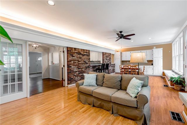 2626 Shetland Drive, Decatur, GA 30033