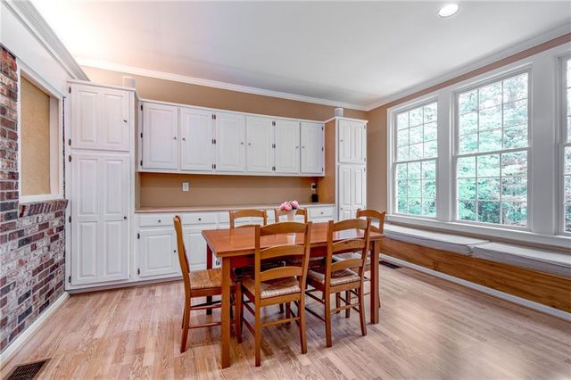 2626 Shetland Drive, Decatur, GA 30033
