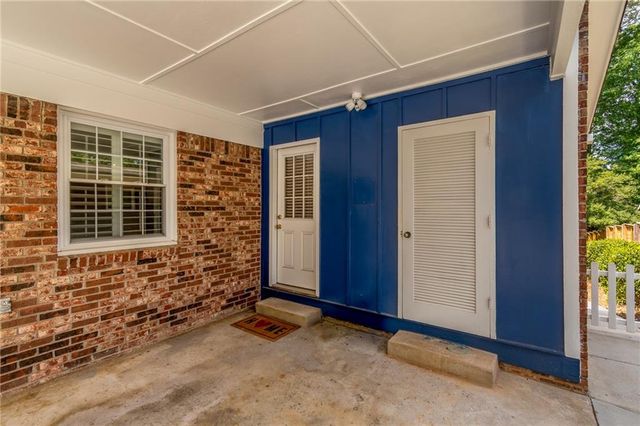 2626 Shetland Drive, Decatur, GA 30033