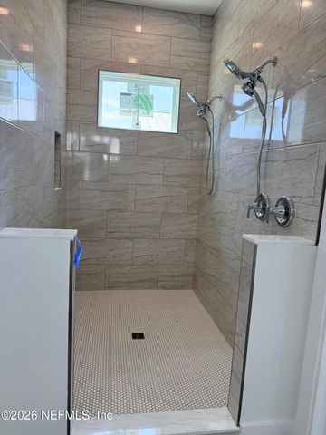 6030 HECKSCHER Drive, Jacksonville, FL 32226