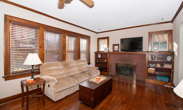 813 E Mitchell Street, Kendallville, IN 46755