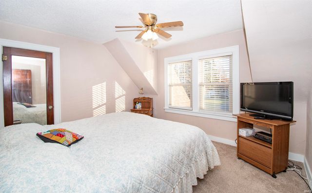 813 E Mitchell Street, Kendallville, IN 46755