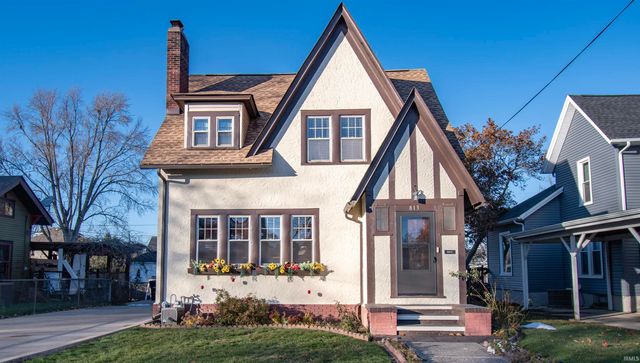 813 E Mitchell Street, Kendallville, IN 46755