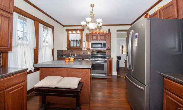 813 E Mitchell Street, Kendallville, IN 46755