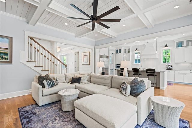 1483 Edgemoor Avenue, Mount Pleasant, SC 29466