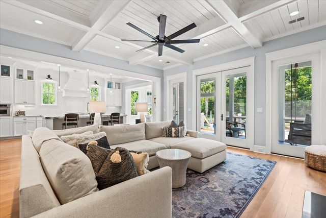 1483 Edgemoor Avenue, Mount Pleasant, SC 29466