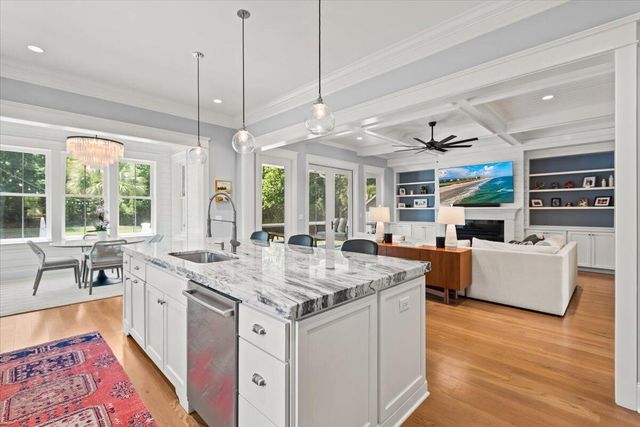 1483 Edgemoor Avenue, Mount Pleasant, SC 29466
