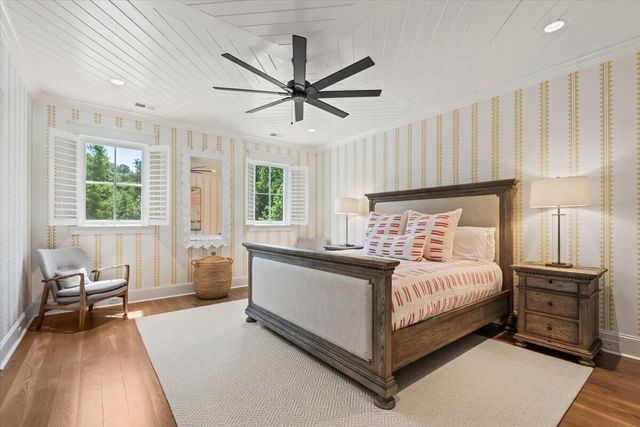 1483 Edgemoor Avenue, Mount Pleasant, SC 29466