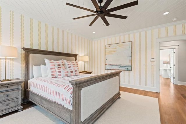 1483 Edgemoor Avenue, Mount Pleasant, SC 29466