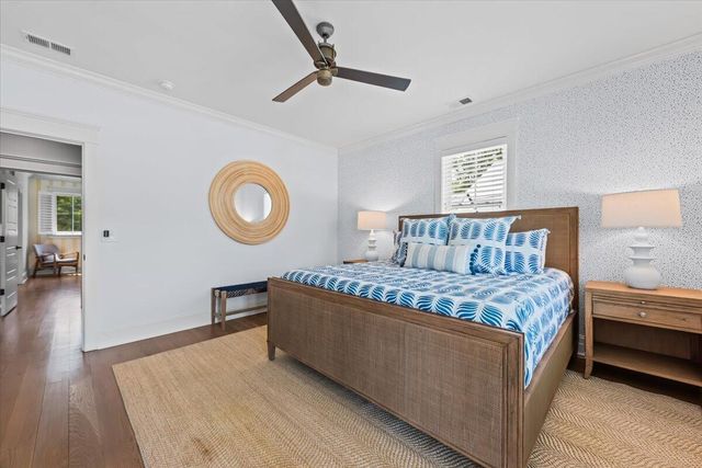1483 Edgemoor Avenue, Mount Pleasant, SC 29466