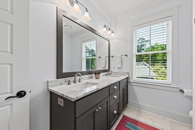 1483 Edgemoor Avenue, Mount Pleasant, SC 29466