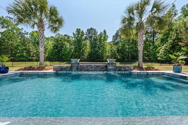 1483 Edgemoor Avenue, Mount Pleasant, SC 29466