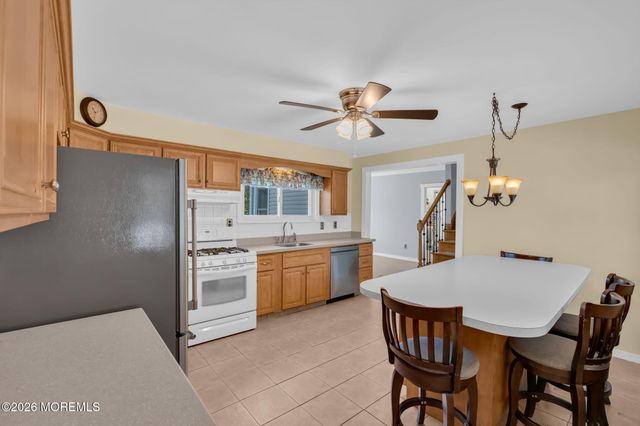 44 Asbury Road, Farmingdale, NJ 07727