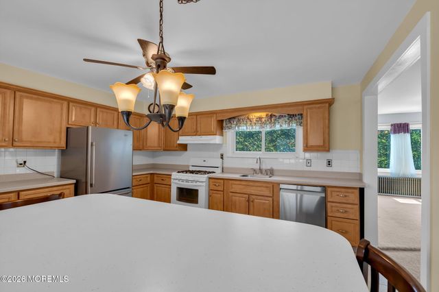 44 Asbury Road, Farmingdale, NJ 07727