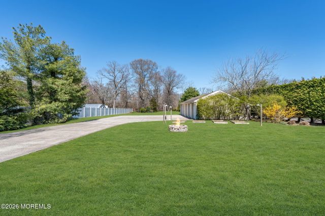 44 Asbury Road, Farmingdale, NJ 07727