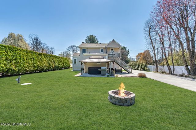 44 Asbury Road, Farmingdale, NJ 07727