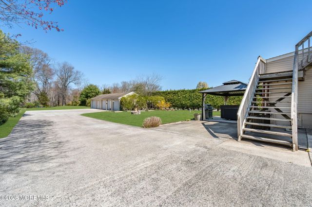 44 Asbury Road, Farmingdale, NJ 07727