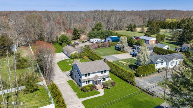 44 Asbury Road, Farmingdale, NJ 07727