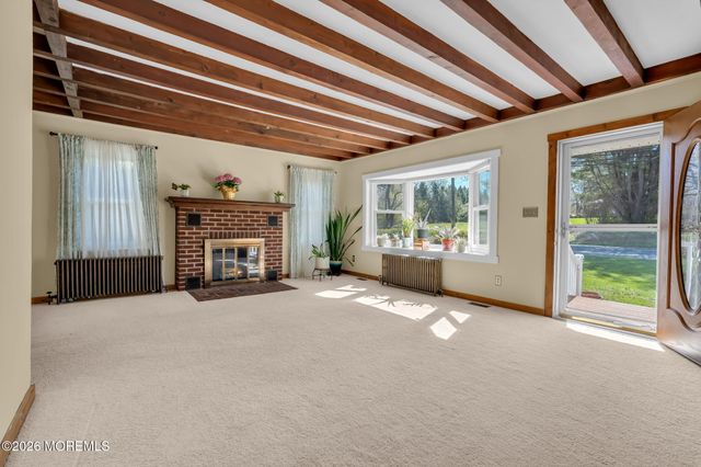 44 Asbury Road, Farmingdale, NJ 07727