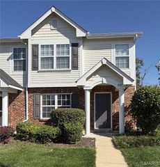 447 Wild Oak Drive, O'fallon, MO 63368