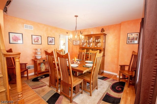 6 Meadow Lake Dr, Hardwick Twp., NJ 07825