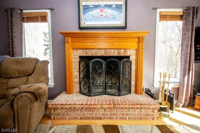 6 Meadow Lake Dr, Hardwick Twp., NJ 07825