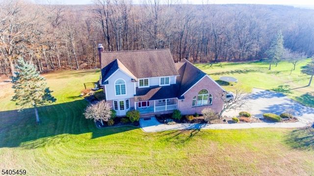 6 Meadow Lake Dr, Hardwick Twp., NJ 07825