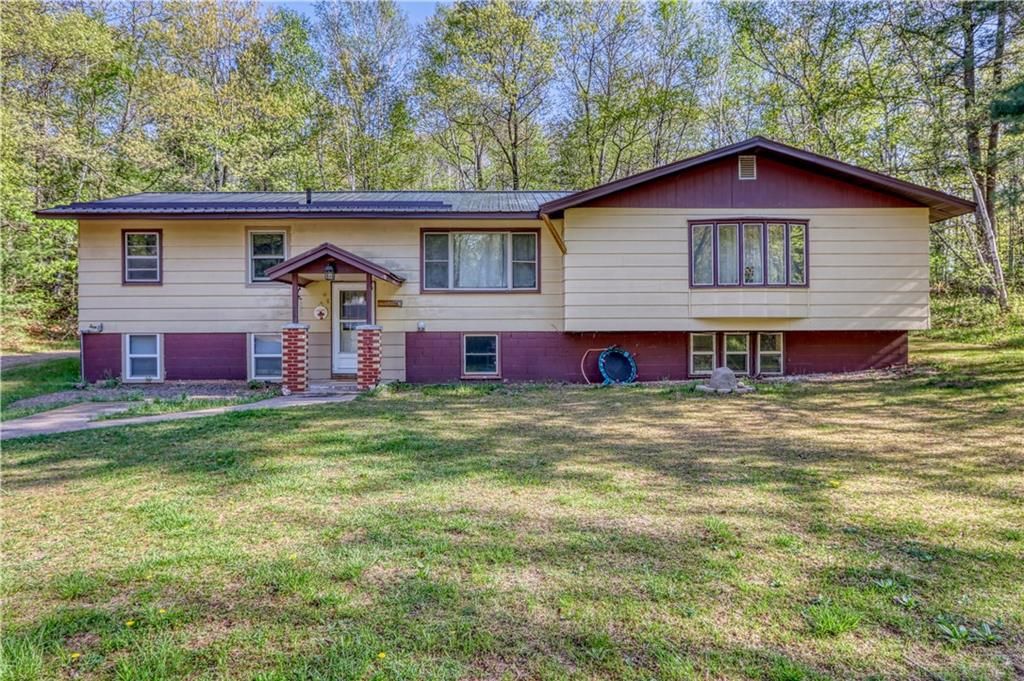 10148 McClaine Road, Hayward, WI 54843