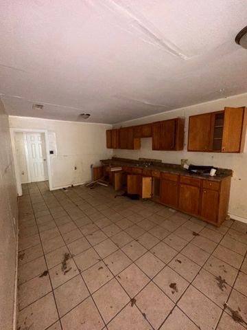 1701 Midway Street, Shreveport, LA 71108