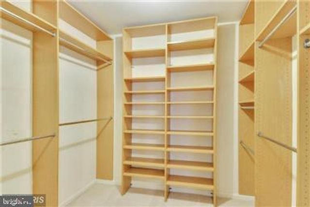 5726 BREWER HOUSE CIR, Rockville, MD 20852