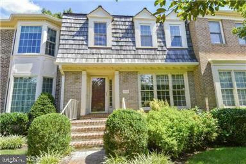 5726 BREWER HOUSE CIR, Rockville, MD 20852