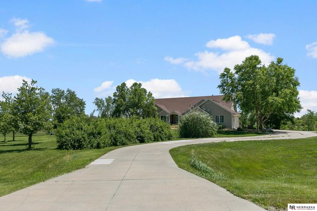 3747 W Burgess Lane, Lincoln, NE 68523