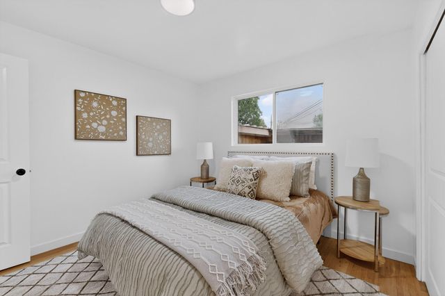 2221 Frederick Place NW, Albuquerque, NM 87104