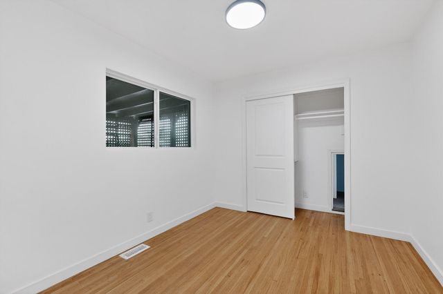 2221 Frederick Place NW, Albuquerque, NM 87104