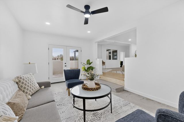 2221 Frederick Place NW, Albuquerque, NM 87104