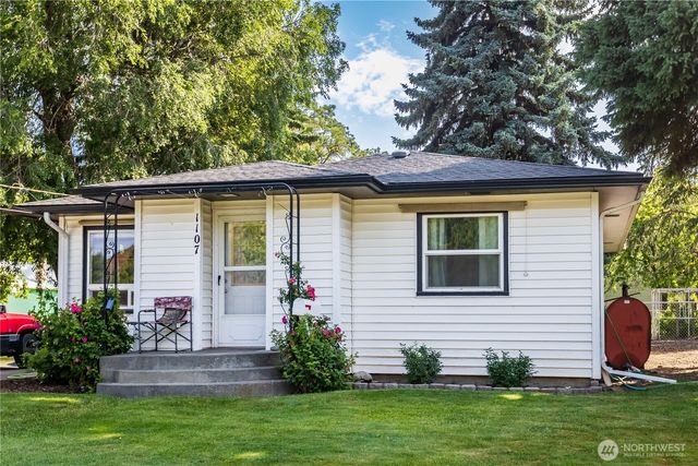 1107 S 4th Street, Dayton, WA 99328
