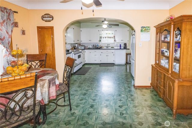 1107 S 4th Street, Dayton, WA 99328