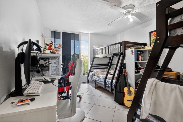 1801 S Treasure Drive 415, North Bay Village, FL 33141