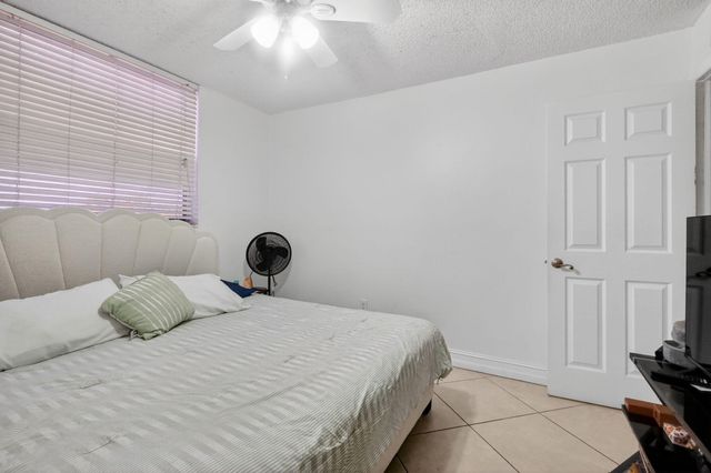 1801 S Treasure Drive 415, North Bay Village, FL 33141