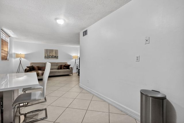 1801 S Treasure Drive 415, North Bay Village, FL 33141