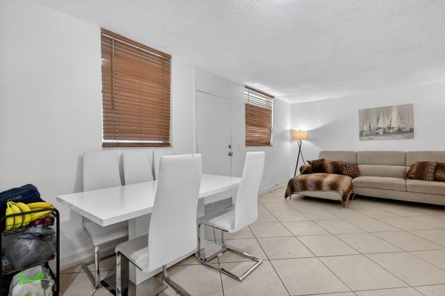 1801 S Treasure Drive 415, North Bay Village, FL 33141