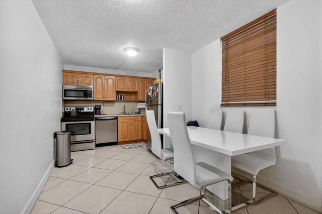 1801 S Treasure Drive 415, North Bay Village, FL 33141