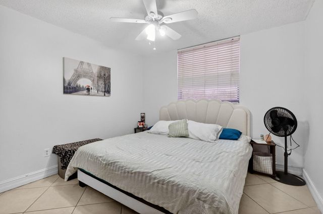 1801 S Treasure Drive 415, North Bay Village, FL 33141