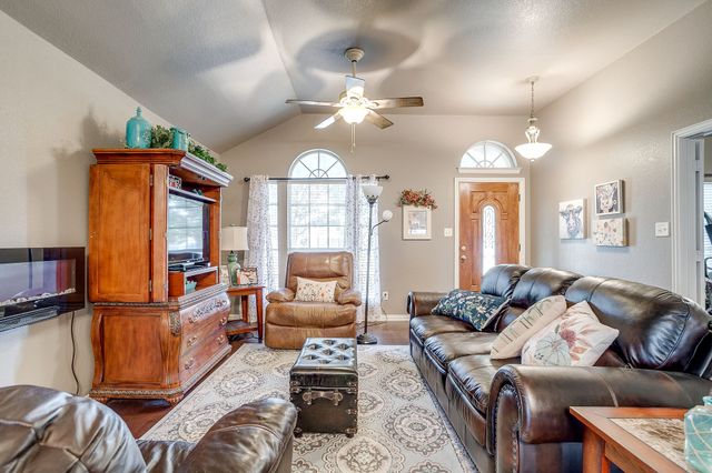 417 Jeffdale Drive, Burleson, TX 76028