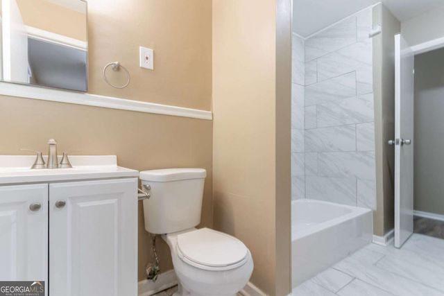 881 Mercury Drive NW, Atlanta, GA 30331