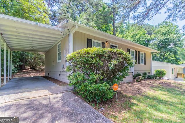 881 Mercury Drive NW, Atlanta, GA 30331