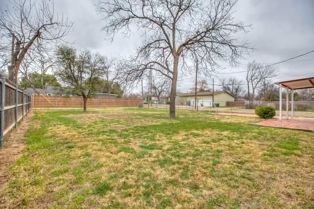 2219 W Twohig Avenue, San Angelo, TX 76901