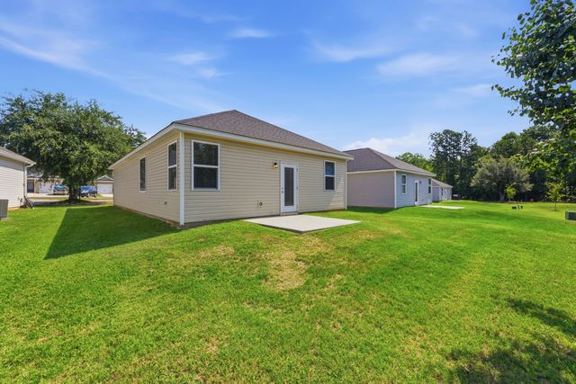 1307 Warrens Way, Manning, SC 29102