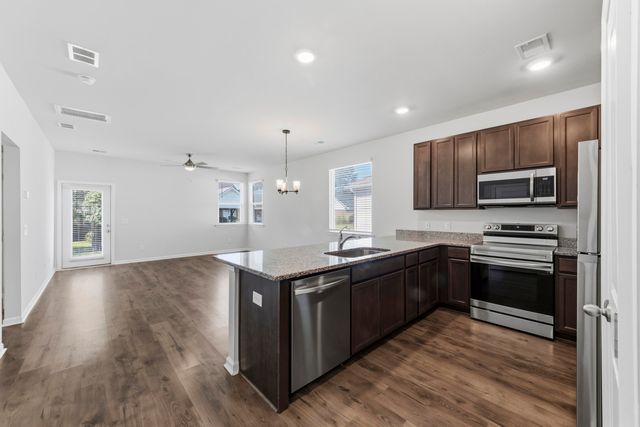 1307 Warrens Way, Manning, SC 29102